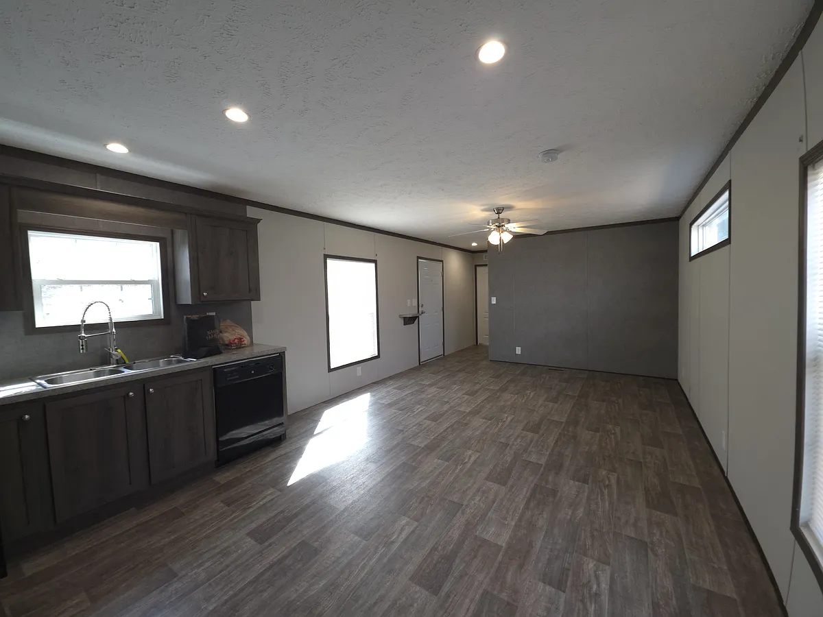 Building Photo - 152 Songbird Ln