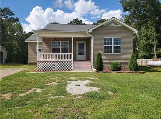 401 Little Cir, Tallapoosa, GA 30176