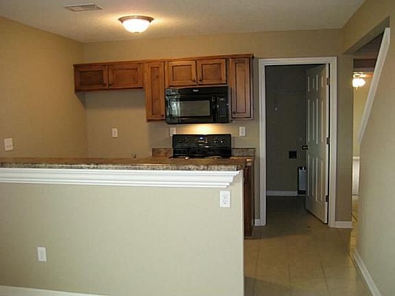 4th image of 10904 Paul Coleman Dr