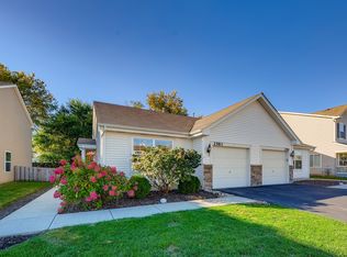 2583 Hearthstone Dr, Hampshire, IL 60140