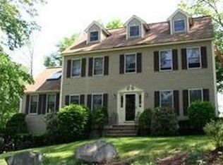 5 Beech Tree St, Tyngsboro, MA 01879