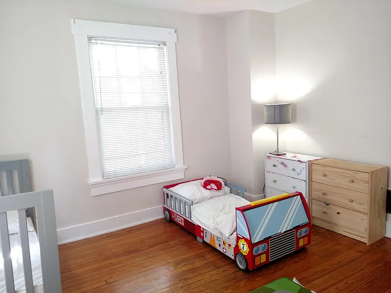 7 Caton Dr — Photo 16