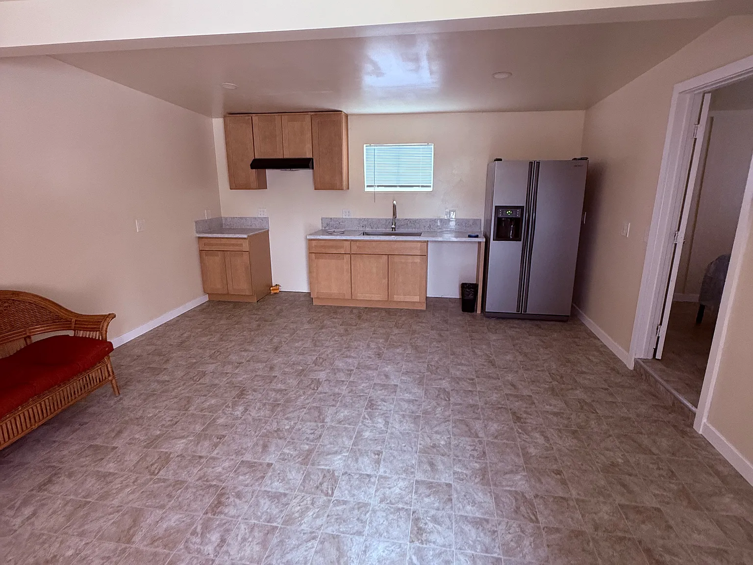 2600 Main St — Photo 2