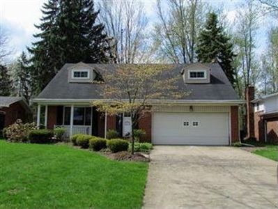 255 Michigan Ave, Elyria, OH, 44035