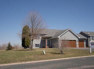 2358 Coldwater Xing, Mayer, MN 55360