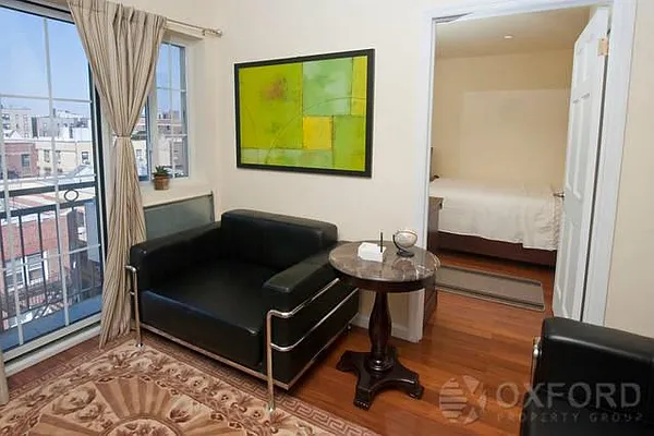 Rented by Oxford Property Group | media 31