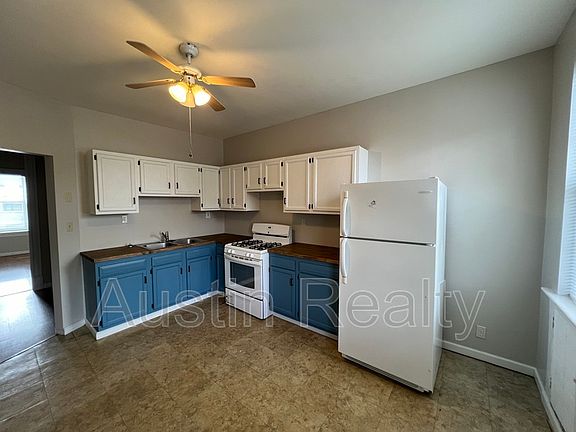 2nd image of 4011 Shenandoah Ave