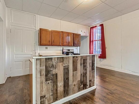 4th image of 515 Washington Ave #1