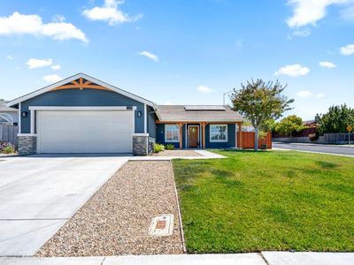 2399 Paradise Dr, Hollister, CA, 95023