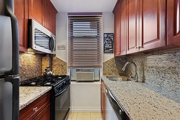 Sold by Corcoran | media 4