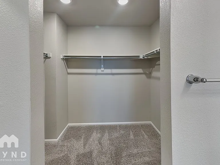 6357 N Netherland Ct — Photo 11