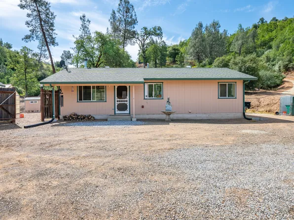 14493 Aloha Rd, Bella Vista, CA 96008