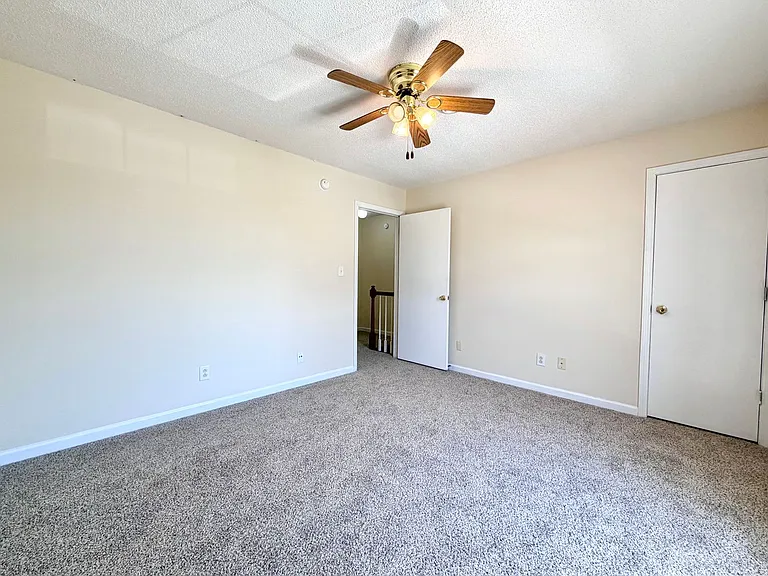 3289 Tower Dr — Photo 14