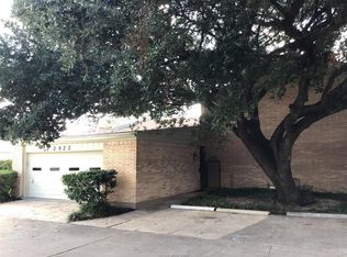 2922 Cherry Creek Cir, Bryan, TX 77802