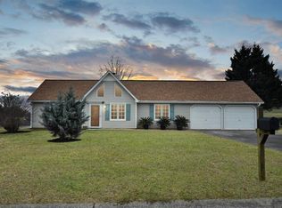 22 Taylor Dr SW, Cartersville, GA 30120