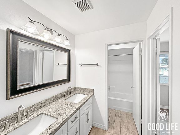 5th image of 10246 Norma Gardens Dr Unit 8