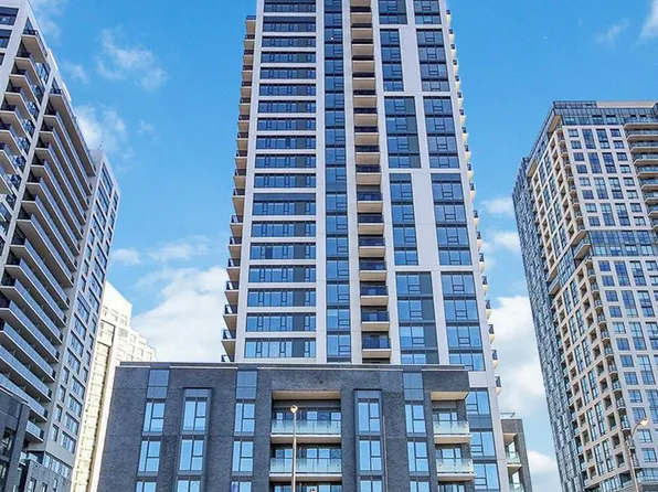 30 Samuel Wood Way #1907, Toronto, ON M9B 0C9