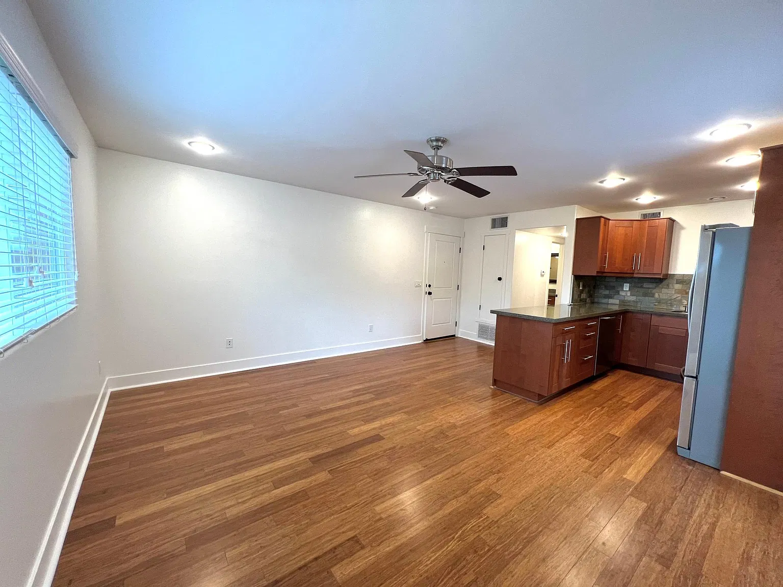 1 bed, 720 sqft, $2,595 — Photo 4