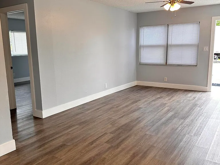 7521 NW 44th Ct #1-4 — Photo 2