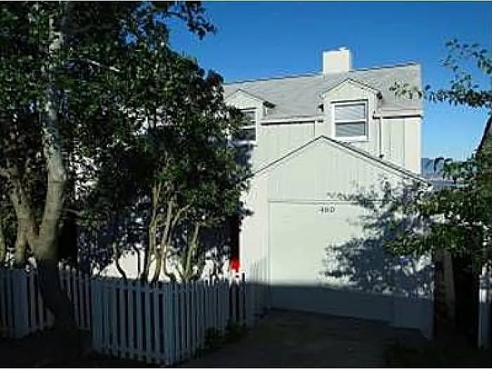 2700 Le Conte Ave photo 1