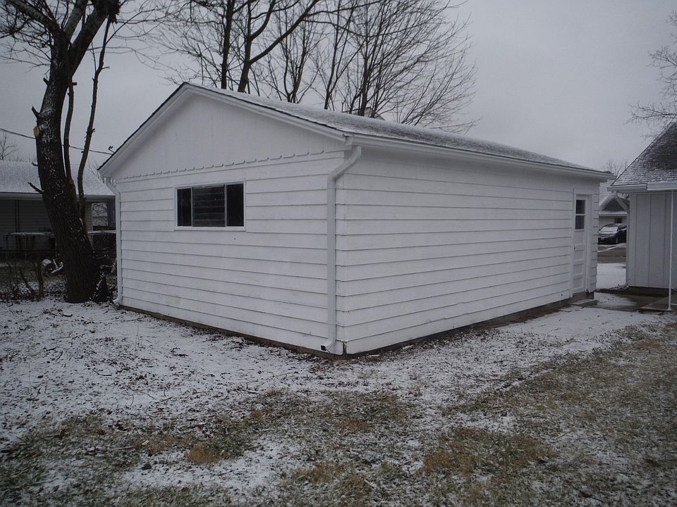 1st image of 1227 Klose Ave
