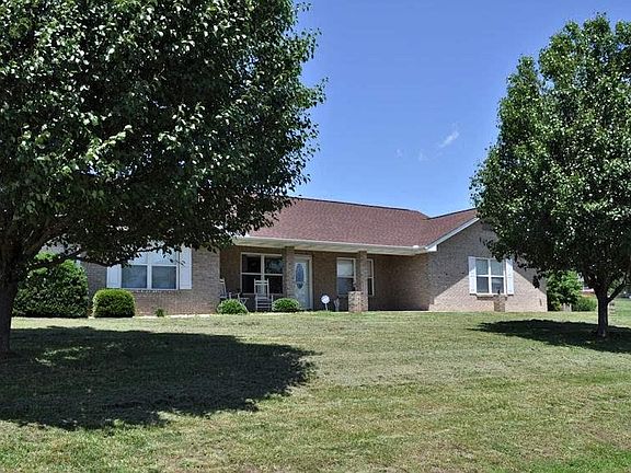 3rd image of 603 Preston Dr