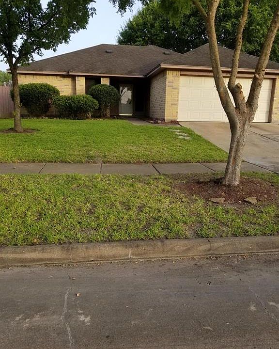 1st image of 6907 Lost Thicket Dr