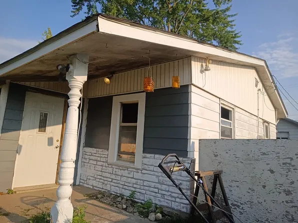45 Arlington Dr, Danville, IL 61832