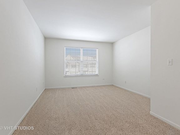 5th image of 400 Mozart Ct #400