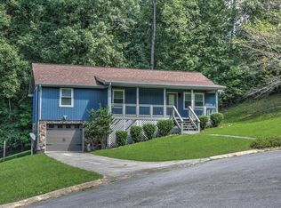 141 Harbour Ln, Ringgold, GA 30736