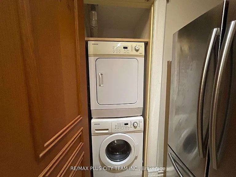 52 Churchill Ave #MAIN — Photo 10