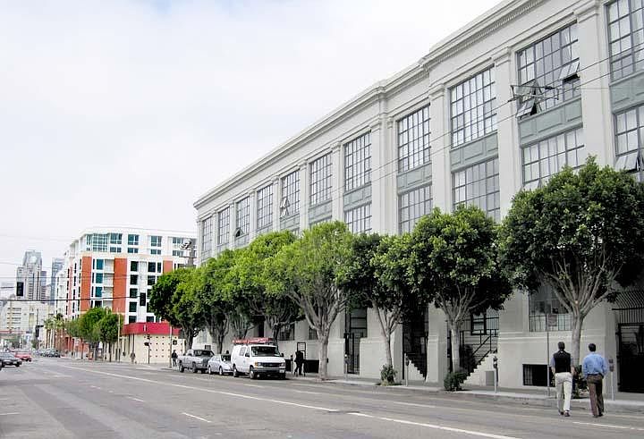 1st image of 601 4th St Unit 307