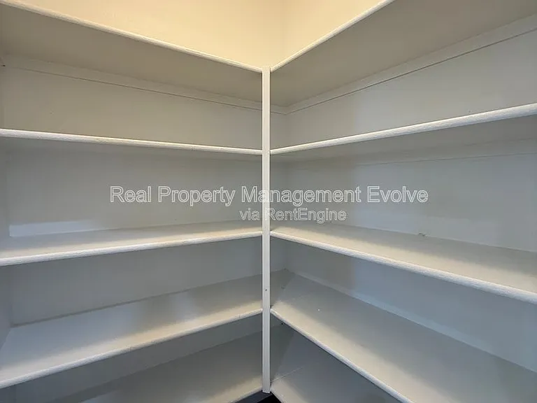 281 W Flamingo Dr — Photo 11