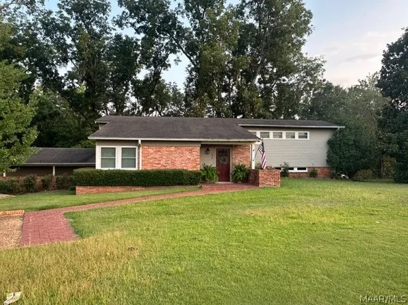 220 E Tuskeena St, Hayneville, AL 36040