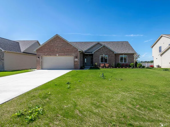 792 E Sweet Briar Ln, Monroe, MI 48161