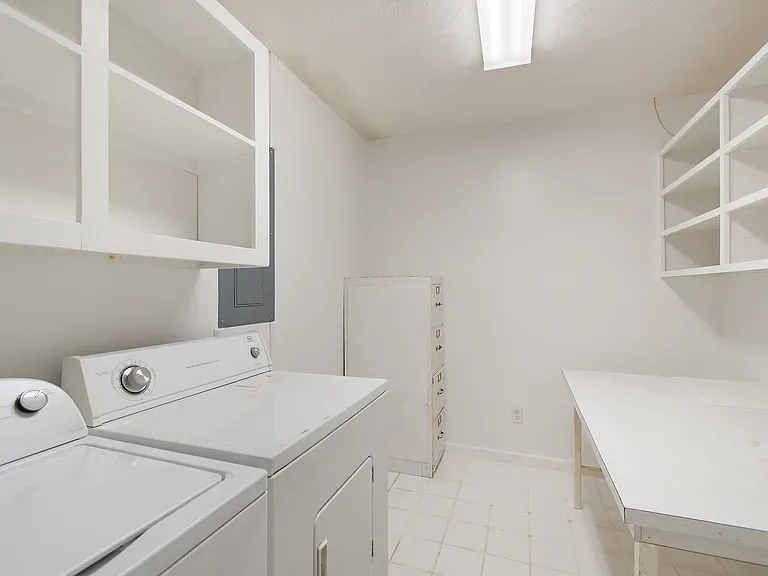 1255 Southport Supply Rd SE — Photo 11