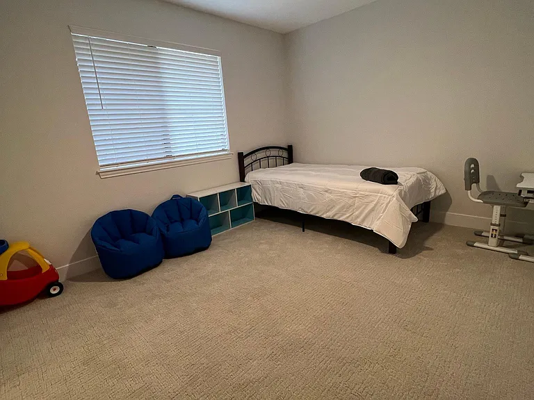3914 Latimer Dr — Photo 31