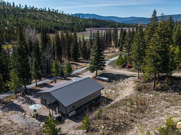 2nd image of 1500 Hodge Creek Rd