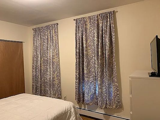 5th image of 633 Grand Ave APT 5