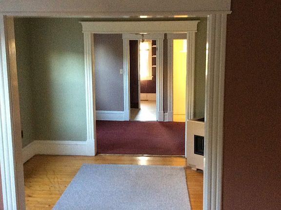 4th image of 73-75 North Champlain Street