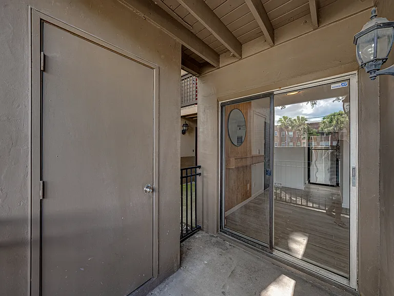 607 S Westland Ave #17 — Photo 19