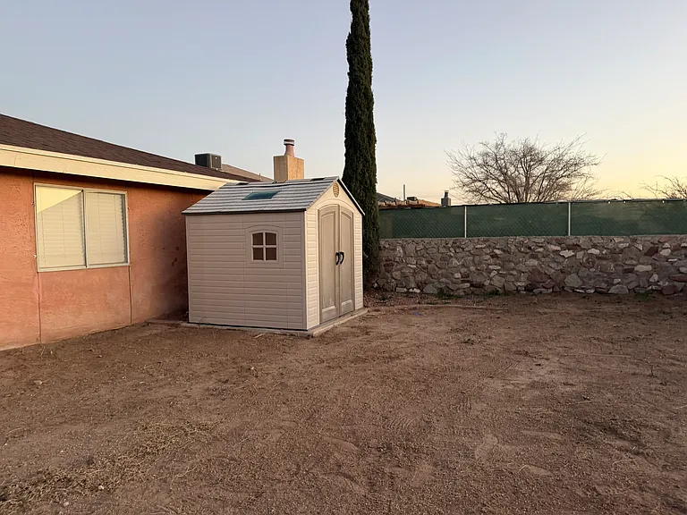 5465 Ridge St — Photo 20