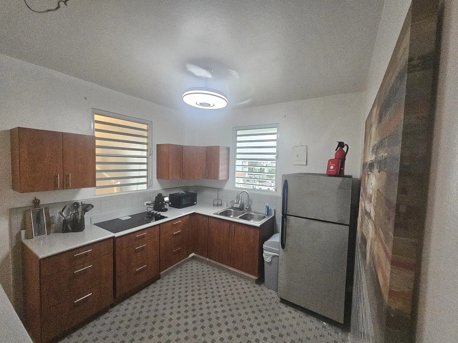 1 bed, 1000 sqft, $2,300 — Photo 1
