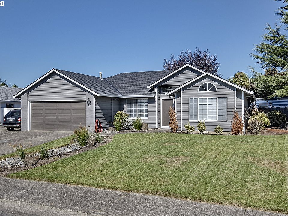1st image of 5297 NE Corral Ct