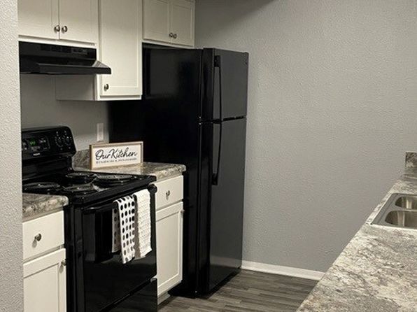 9 Summertree Ln #5LOG