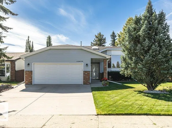 10439 14th Ave NW, Edmonton, AB T6J 5R7