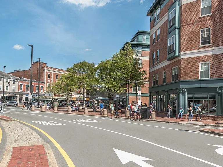 Central Square is a very walker-friendly neighborhood.