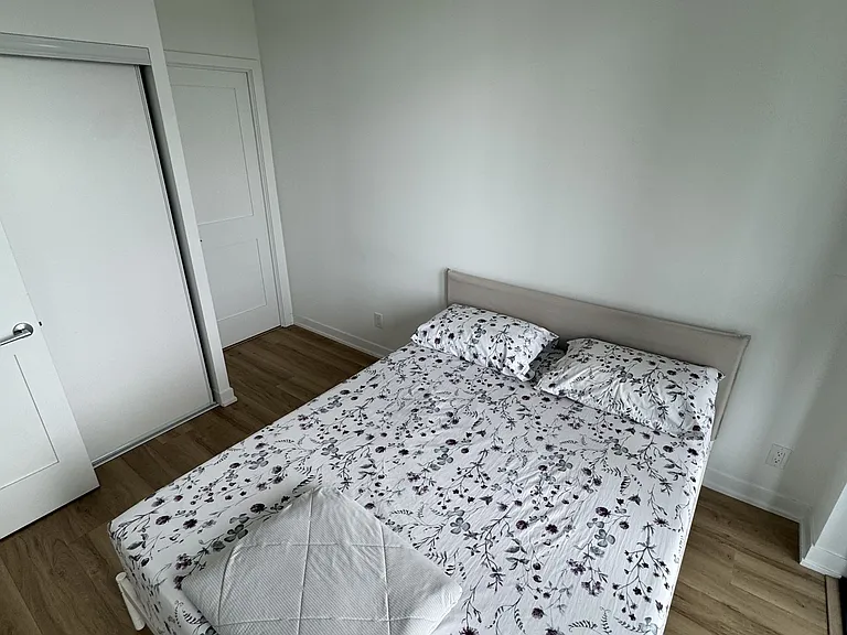 1 Hillsdale Ave E #609 — Photo 22
