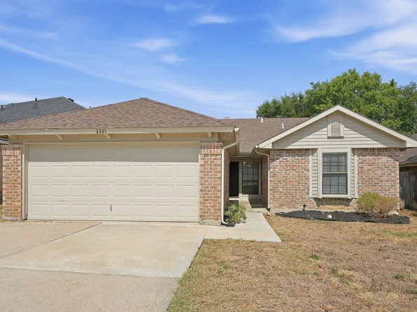 2321 Clareton Dr, Arlington, TX 76018