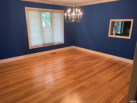 3rd image of 802 W Country Meadows Ln #802